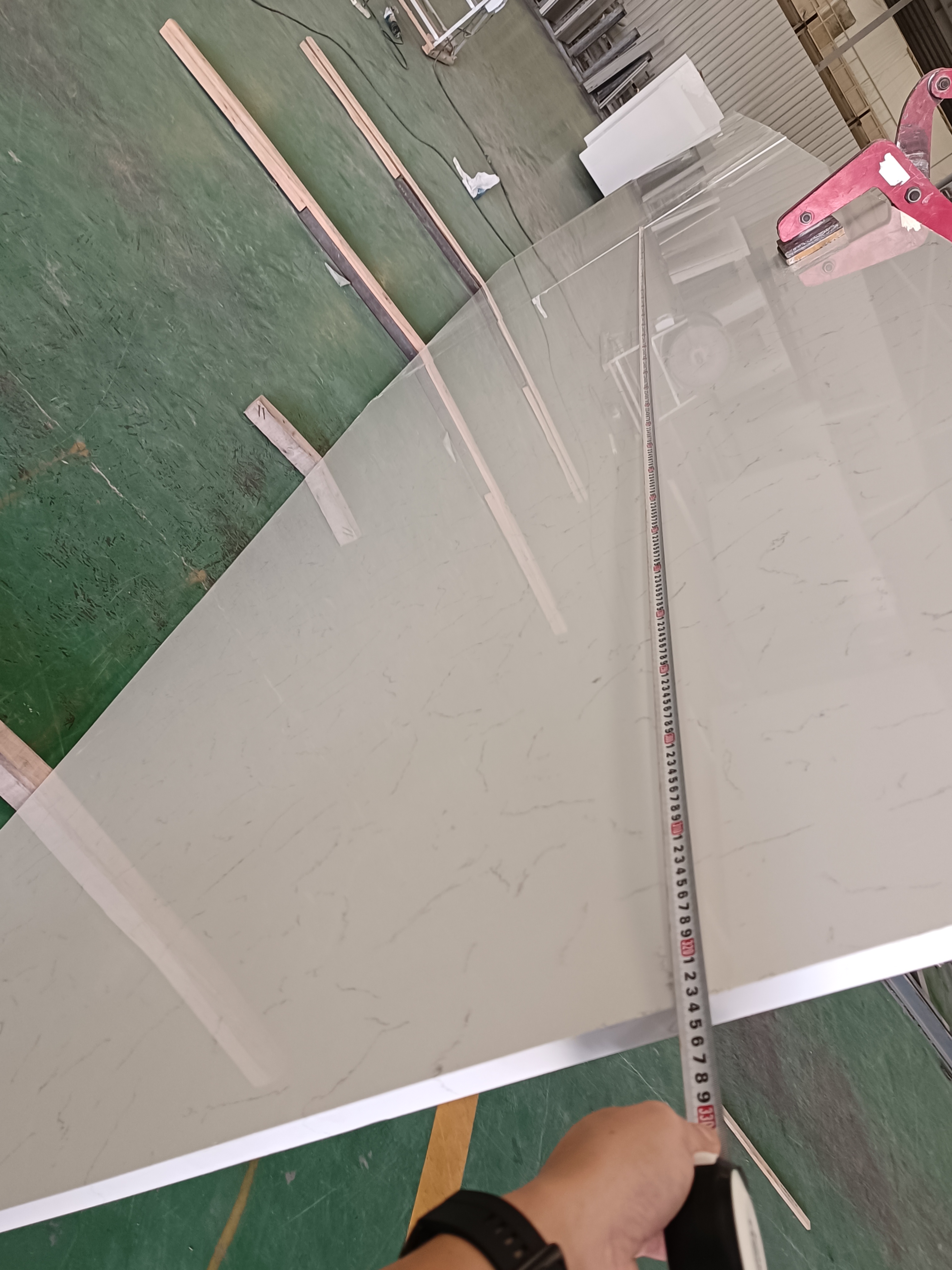 4047 Carrara Thread Marble Quartz Slab