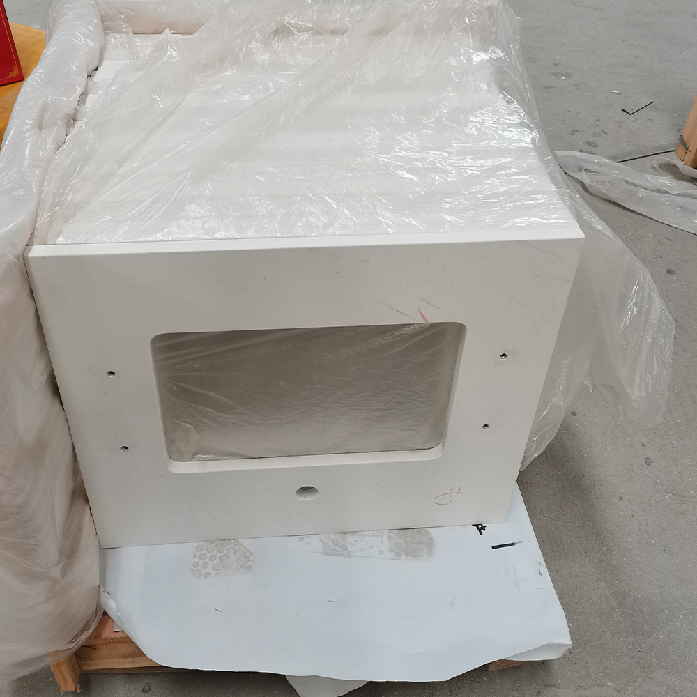 2002 Pure White Quartz Slabs Countertops Factory